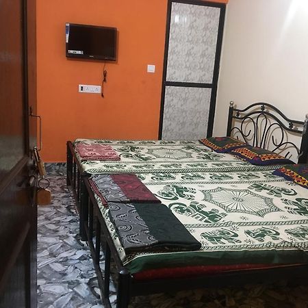 Fernandes Guest House Calangute Ngoại thất bức ảnh