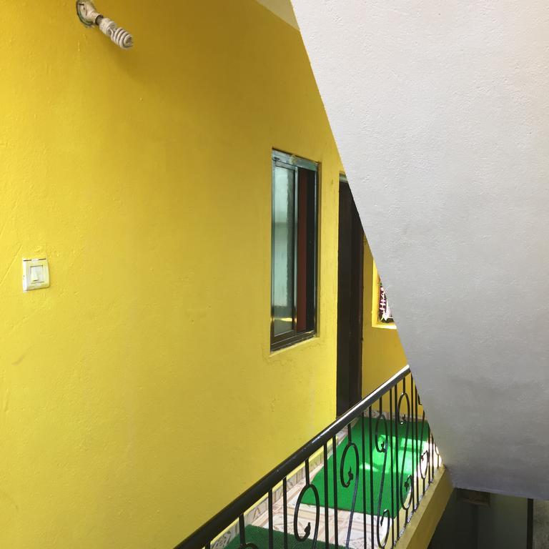 Fernandes Guest House Calangute Ngoại thất bức ảnh